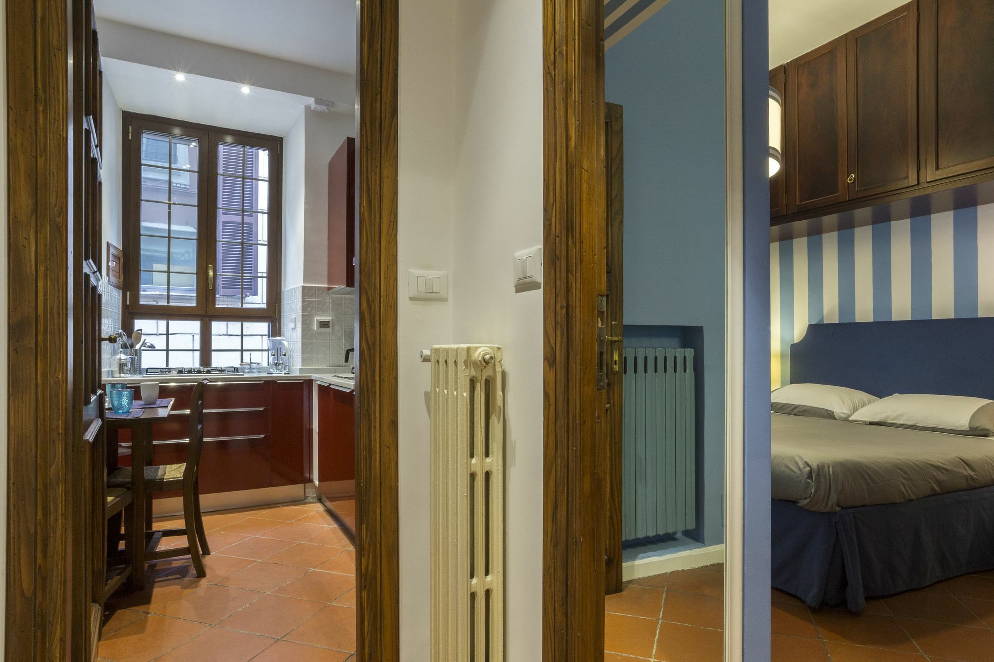 Gianicolo'S Hill Suite Apartment Rome Bagian luar foto